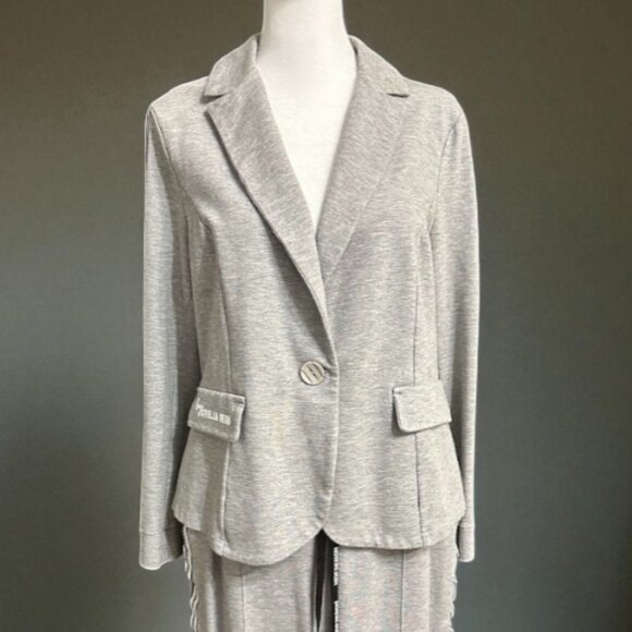 Gray Women's Suit in Sporty-Elegant Style Size: M - Picture 3 of 9